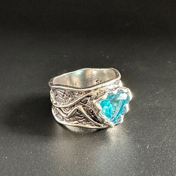 Boho Chunky Ring - y2k Rings - Chunky Rings - Silver Rings - Size 8 - Picture 3 of 4